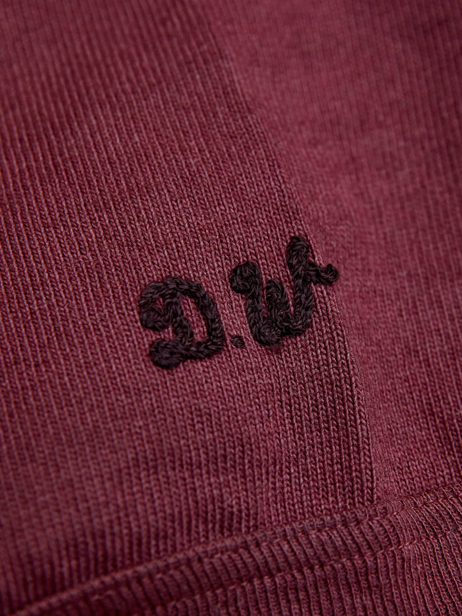 Stand Wheeler Heavyweight Longsleeve T-Shirt in Bordeaux - Image 5