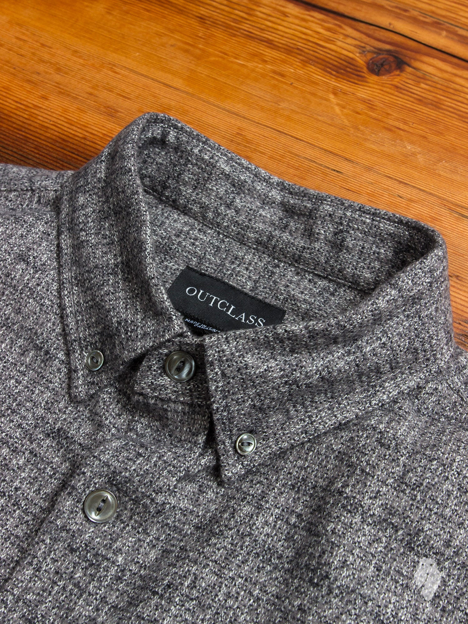 Static Slub Brushed Flannel in Charcoal - Image 2