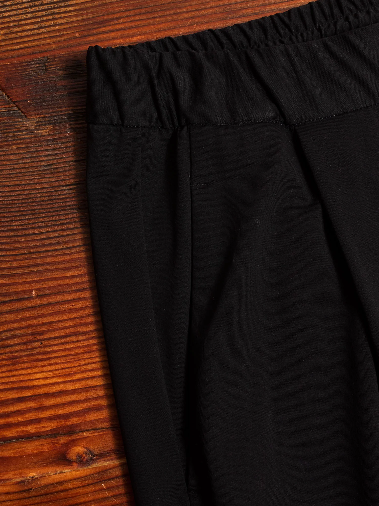 Stretch Pleated Easy Pants in Black - Image 4