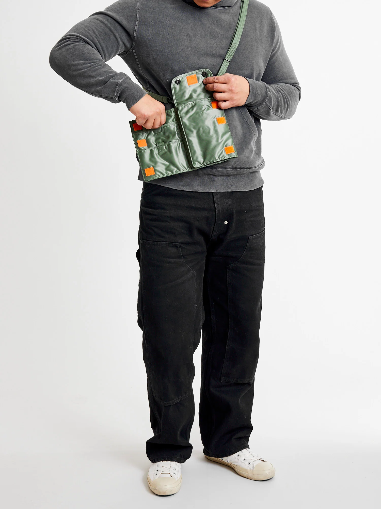 "Tanker" Travel Case in Sage Green - Image 12