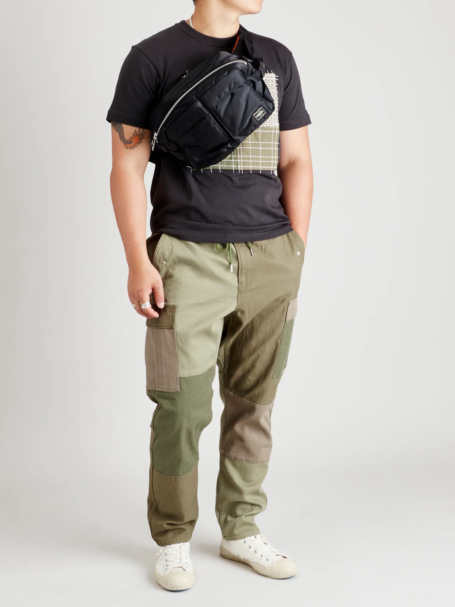 "Tanker" 2-Way Waist Bag in Black - Image 12