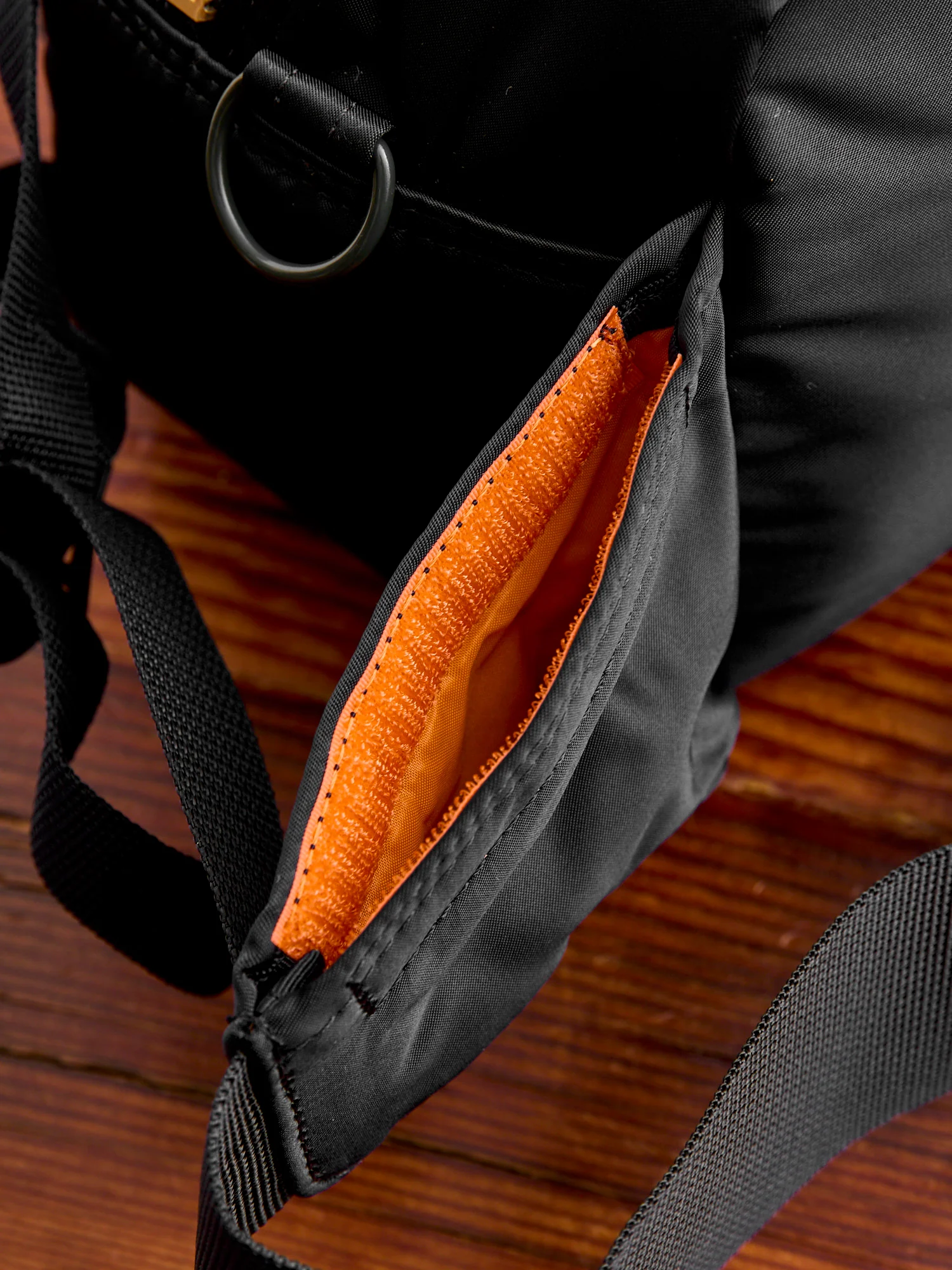 "Tanker" 2-Way Waist Bag in Black - Image 7