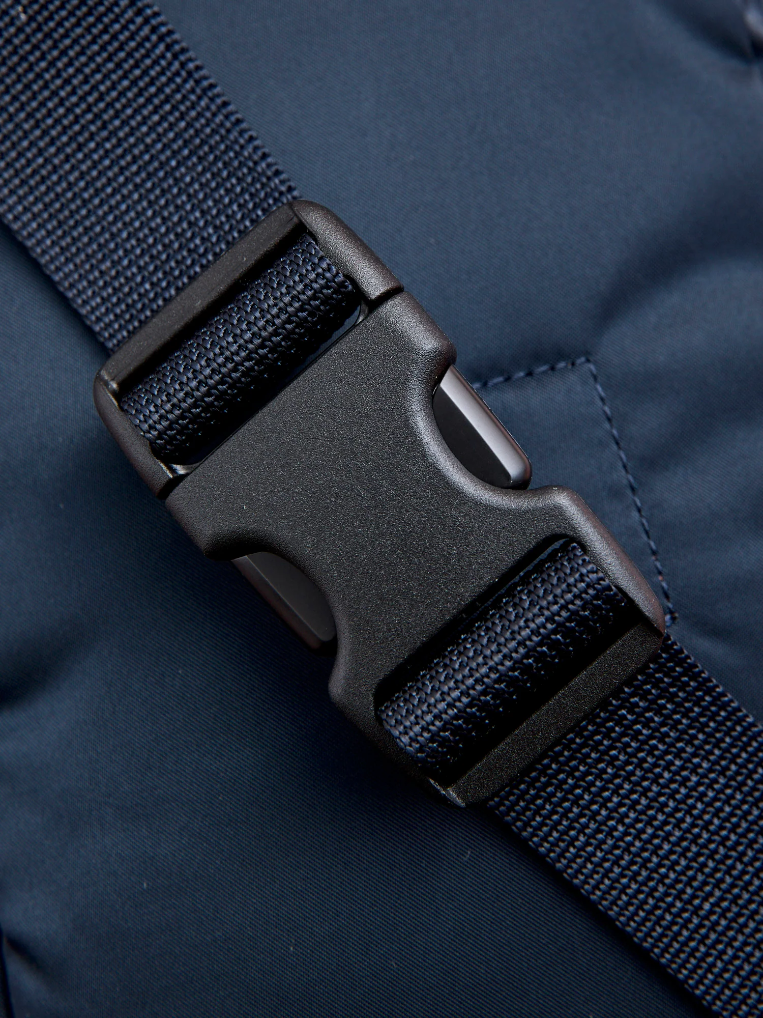 "Tanker" Waist Bag in Iron Blue - Image 7