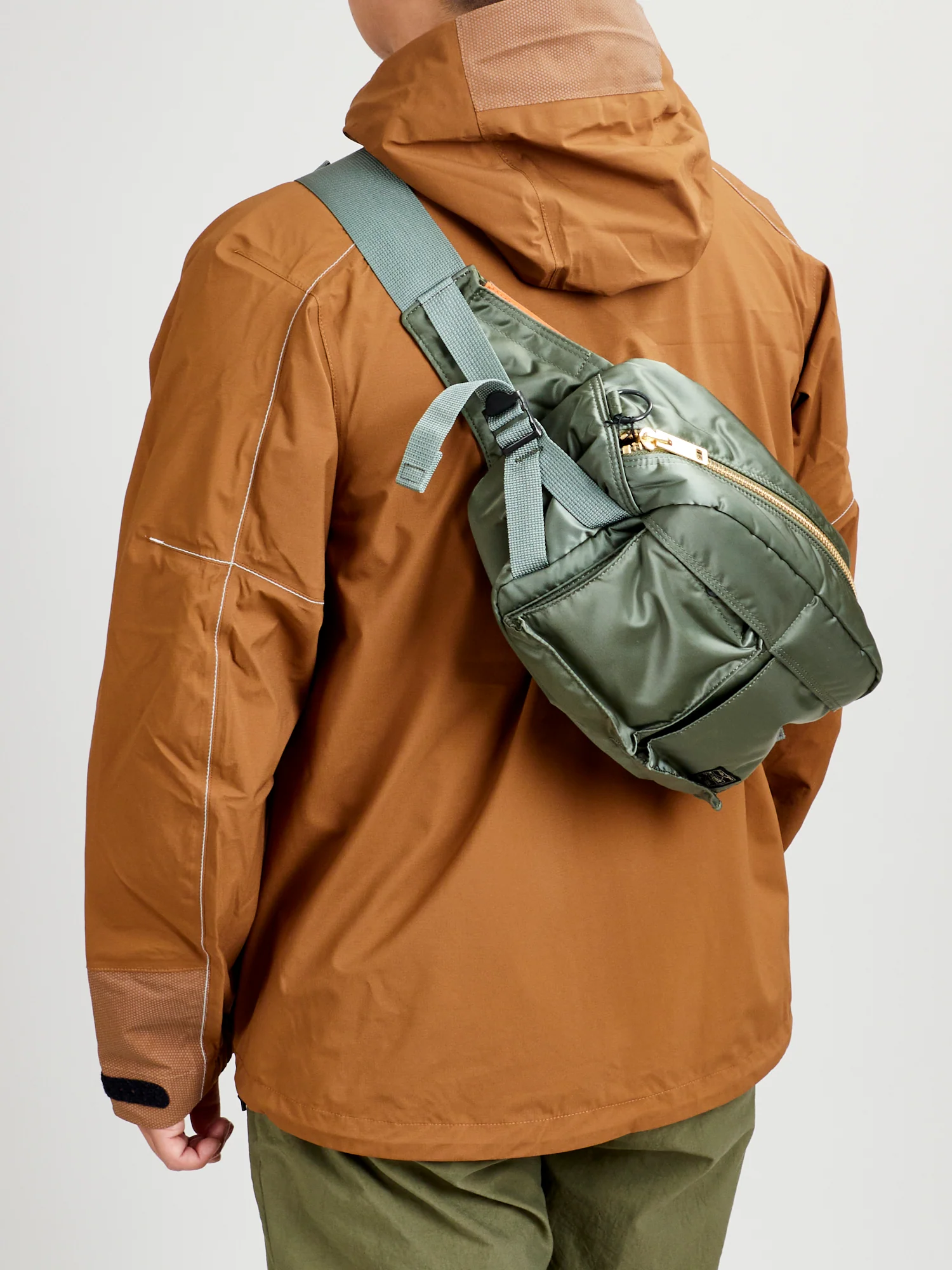 "Tanker" 2-Way Waist Bag in Sage Green - Image 2