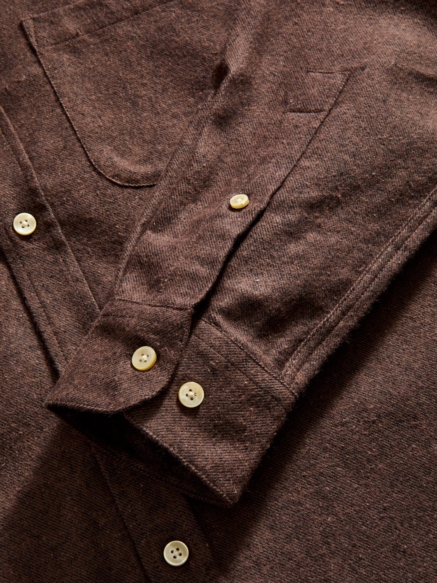 Teca Button-Up Shirt in Brown - Image 6