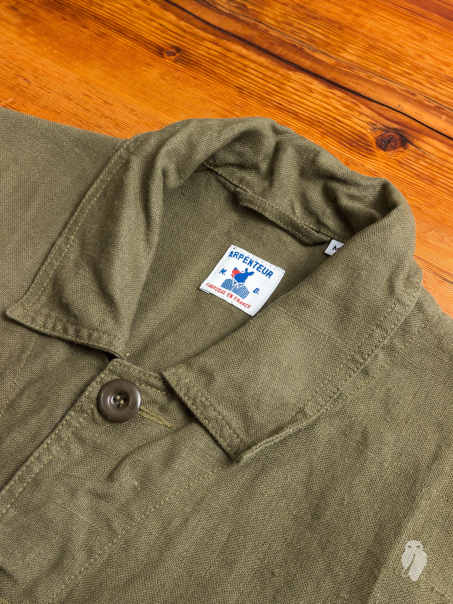"Travail" Linen Work Jacket in Olive - Image 2