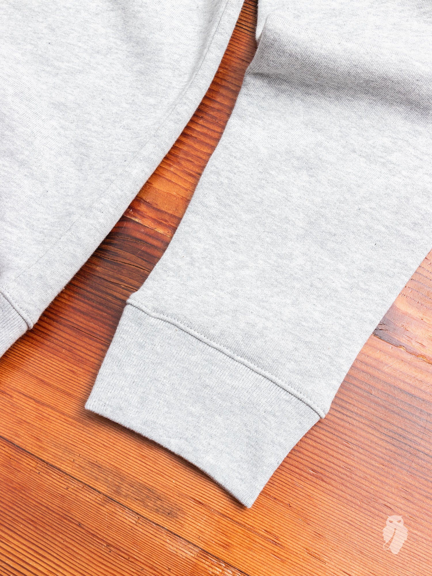 Vagn Crewneck Sweater in Light Grey Melange - Image 4