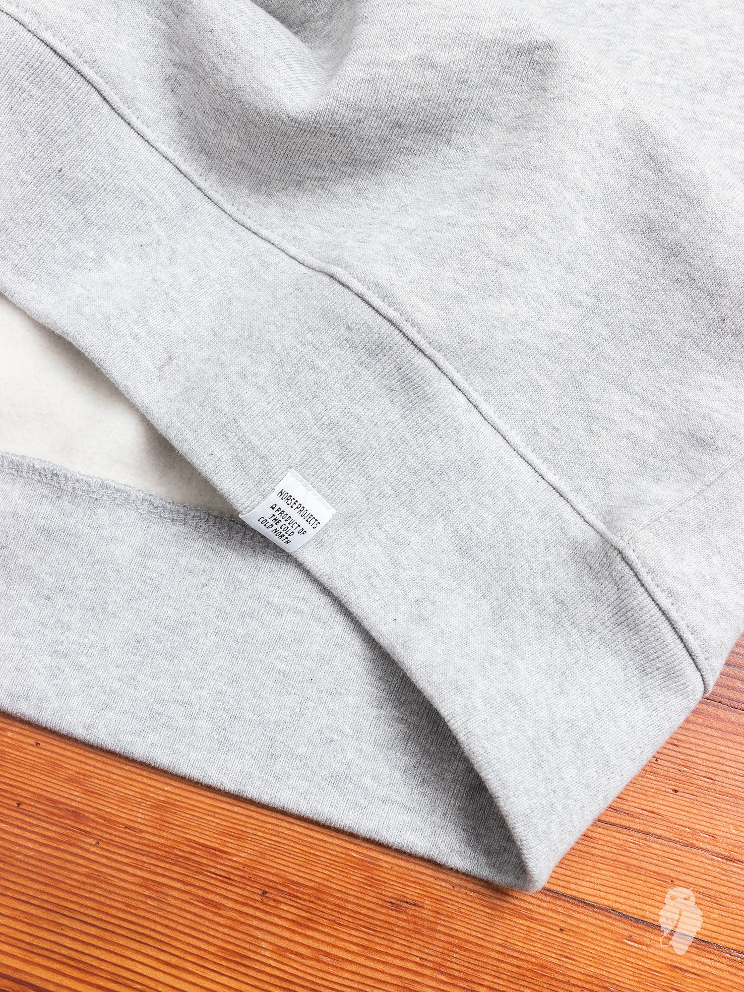 Vagn Crewneck Sweater in Light Grey Melange - Image 5