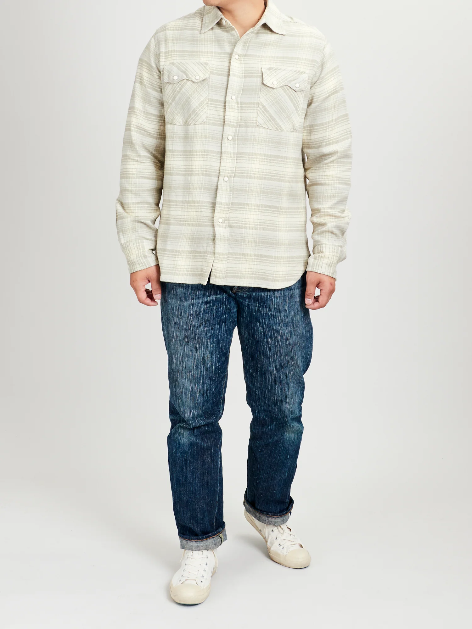 Washed Flannel Pearl Snap Shirt in Warming Grey - Image 9