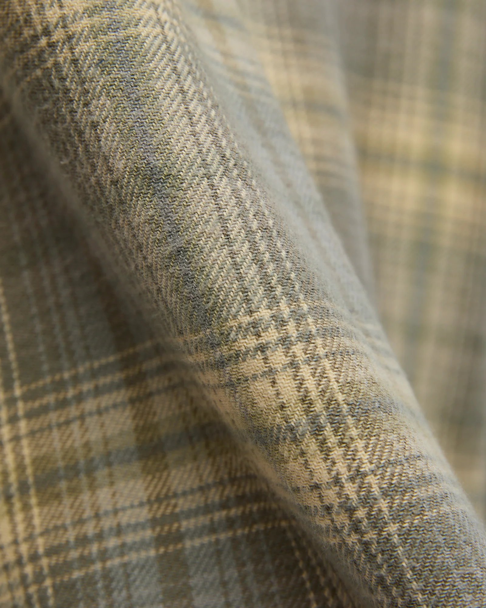 Washed Flannel Pearl Snap Shirt in Late Frost - Image 7