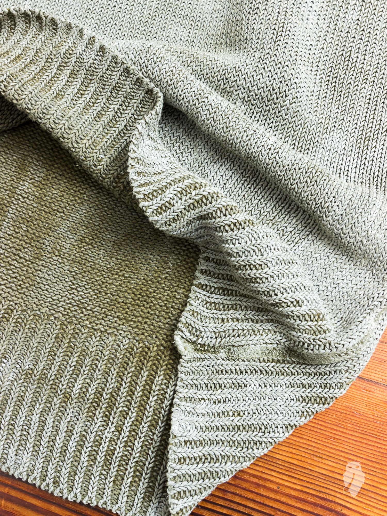 Waxed Sweater in Military Linen - Image 5