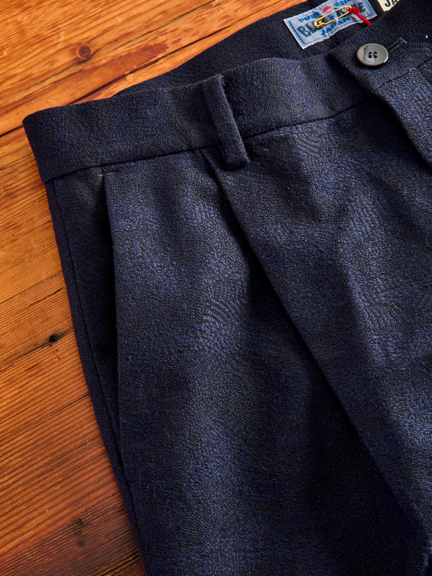 Wind Flow Jacquard Tucked Trousers in Dark Navy - Image 5
