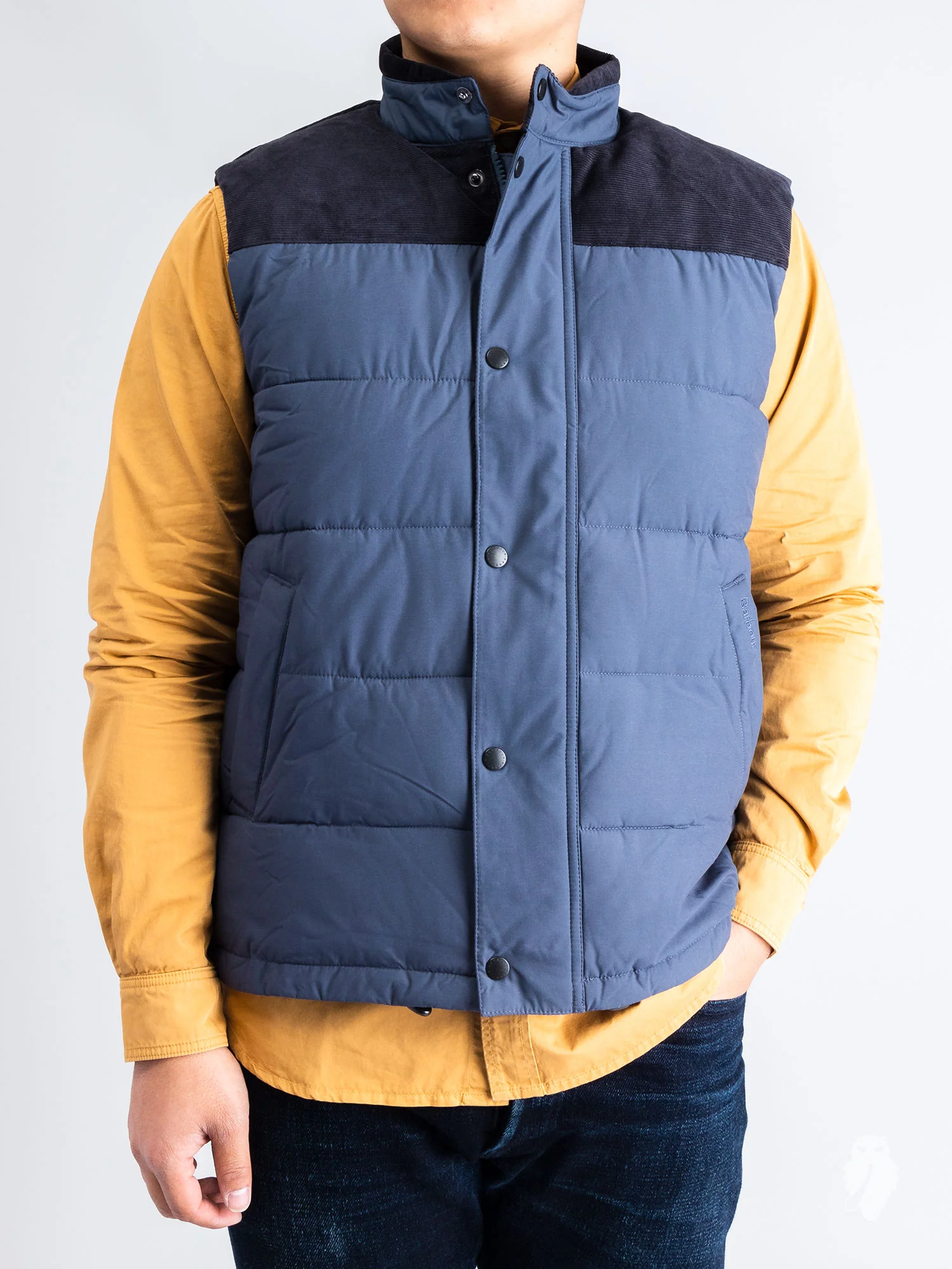 "Wisbech" Gilet in Navy - Image 2