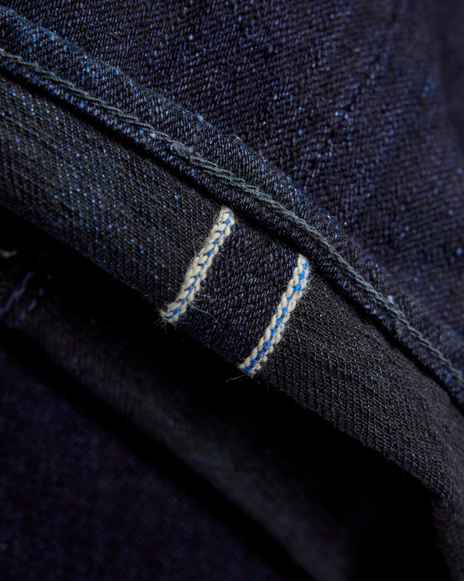 XX-003-IDBK 14oz Indigo Black Rinsed Selvedge Denim - Regular Straight Fit - Image 9