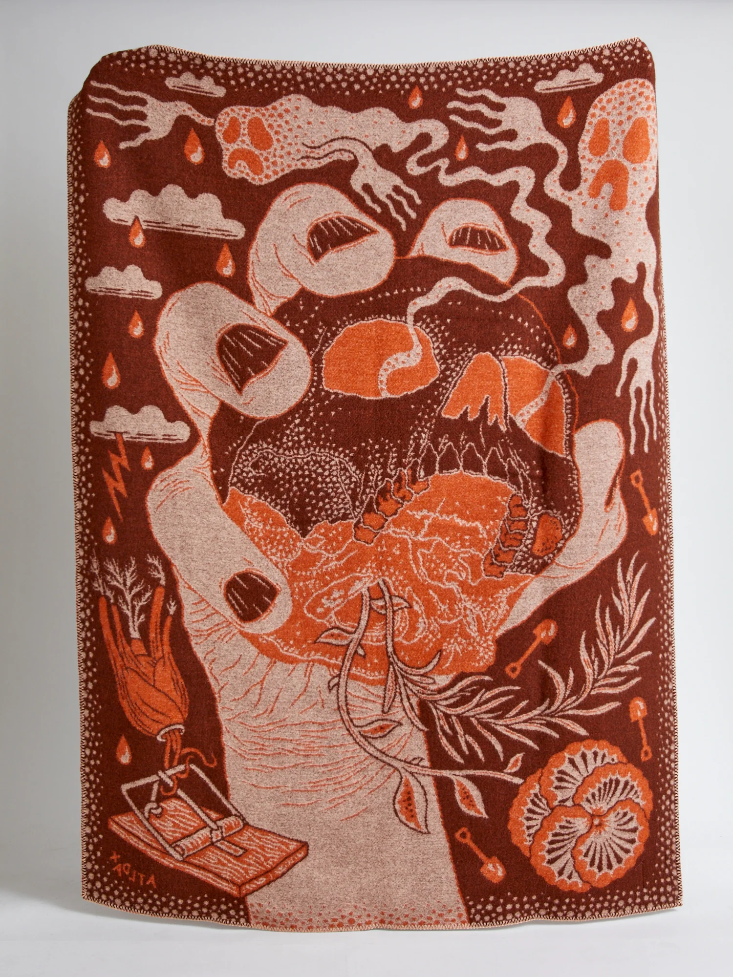 "Yorick" Norwegian Wool Blanket - Image 3